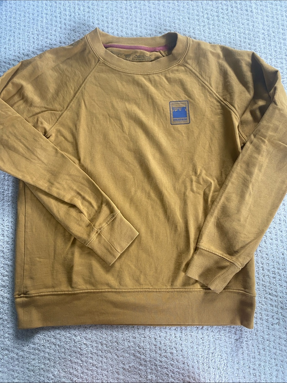 Patagonia Crewneck Sweatshirt in Mustard, size medium